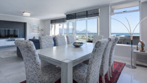 Read more about the article How To Make Your Apartment Feel Like A Designer Space